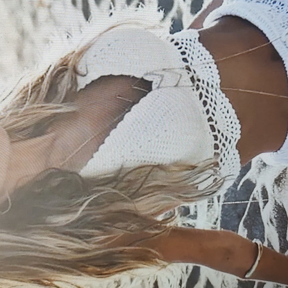 NWT Crochet Halter Bikini Top in Khaki/Tan Size M - Picture 3 of 4